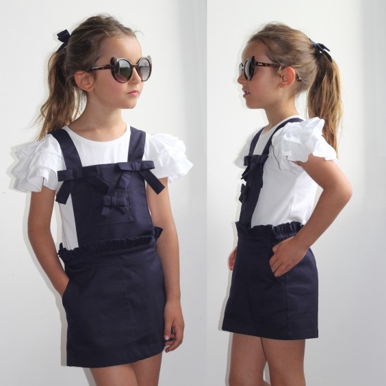 Skirt with navy blue bodice 