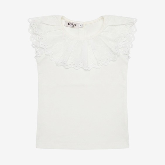 T-shirt with lace collar and lace sleeves