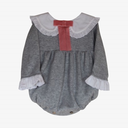 Grey knit romper with pink velvet bow Grey knit romper with pink velvet bow