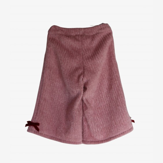 Pink knit pants with burgundy bows