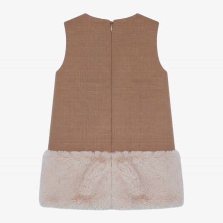 Robe en tweed saumon avec fourrure Robe en tweed saumon avec fourrure