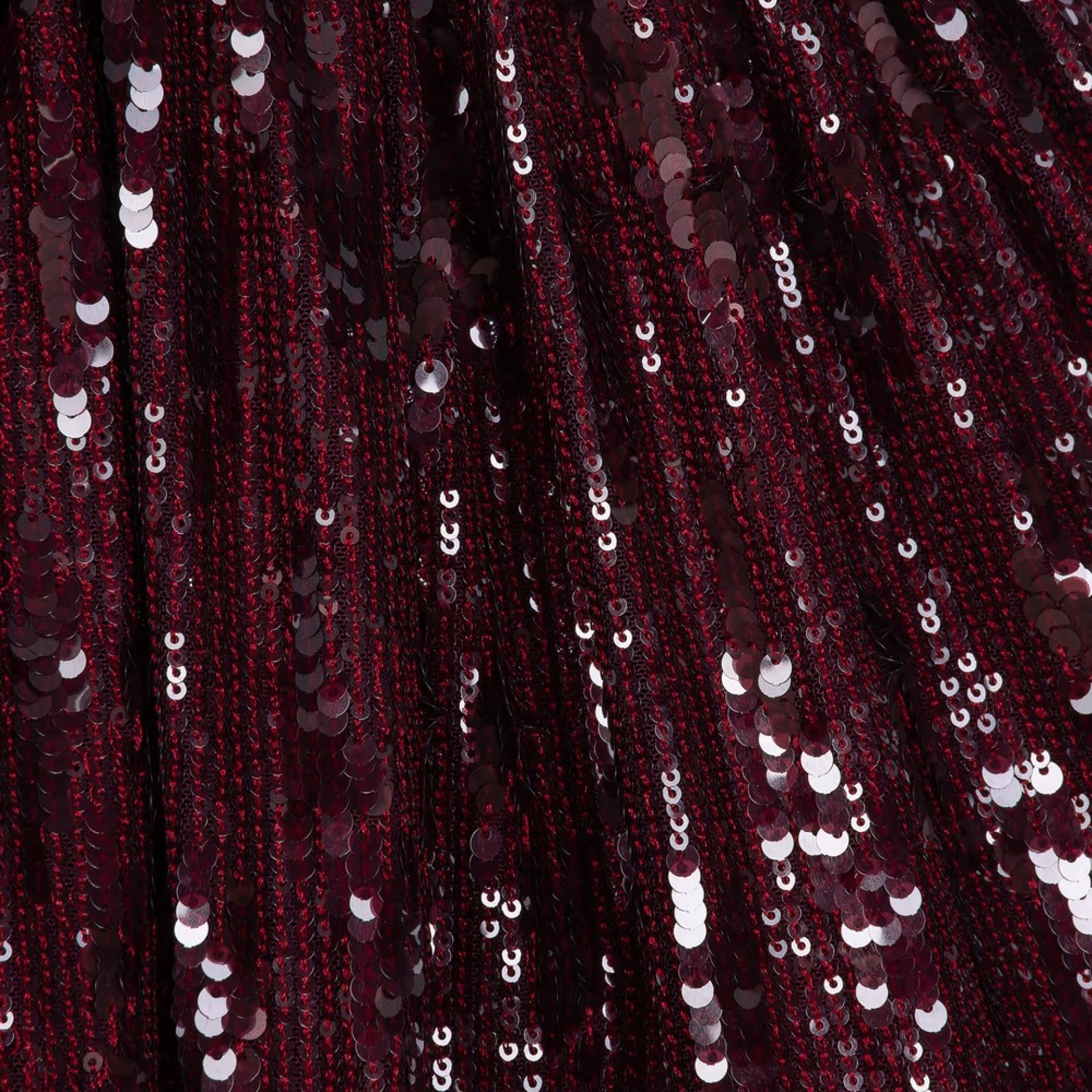 Robe bordeaux à sequins et nœuds